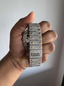 Montre Hip Hop Personnalisée Moissanite Diamant Givré Plaqué Or Blanc Modèle Carré Prix Usine Vente en Gros pour Hommes - Product Image 3