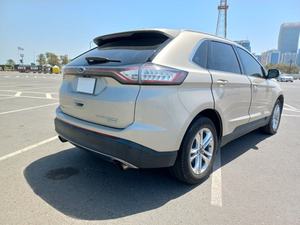 Ford Edge 2022-2023 en Oferta, Sedán Usado Automático de 4.5L con Asientos de Cuero y Techo Panorámico en Buenas Condiciones - Product Image 5