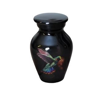 Vente chaude en laiton souvenir urnes de crémation fournisseur en gros d'urnes de jeton en laiton prix bas fabriqués en Inde 2024 - Product Image 1