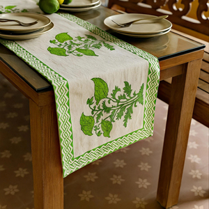Trèfle vert Cordes Chemin de table St. Patrick's Day Décorations florales Saisonnier Printemps Anniversaire Cuisine Salle à manger Fait Coton - Product Image 1