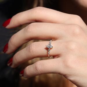 Anillo de compromiso CZ con corte Marquesa de 10x5mm | Anillo de bodas de oro blanco para Mujer | Anillo de promesa nupcial de banda delgada joyería de aniversario - Product Image 5