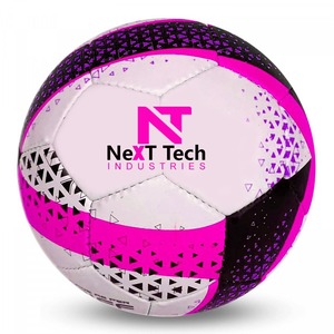 Ballon de football d'entraînement Next Tech Industries en matériau PU pour l'entraînement avec design personnalisé et logo personnalisé - Product Image 3