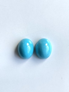 Cabochons turquoise d'Arizona de 60,24 carats, paire de 2 pièces, pierres précieuses naturelles pour la fabrication de bijoux fins - Product Image 2