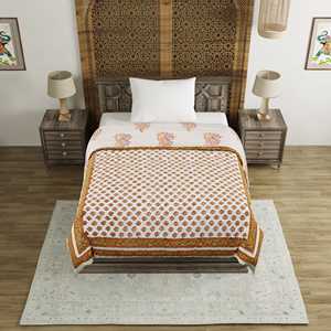 Taille unique Couette en coton Bloc imprimé main Orange Motif Buti Kantha Techniques faites à la main pour des hivers légers Taille 150x225 cm - Product Image 1