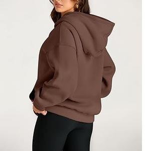 Pull surdimensionné à épaules tombantes de couleur unie Impression bouffante Sweats à capuche d'hiver Vente en gros de sweat à capuche épais pour femmes - Product Image 2