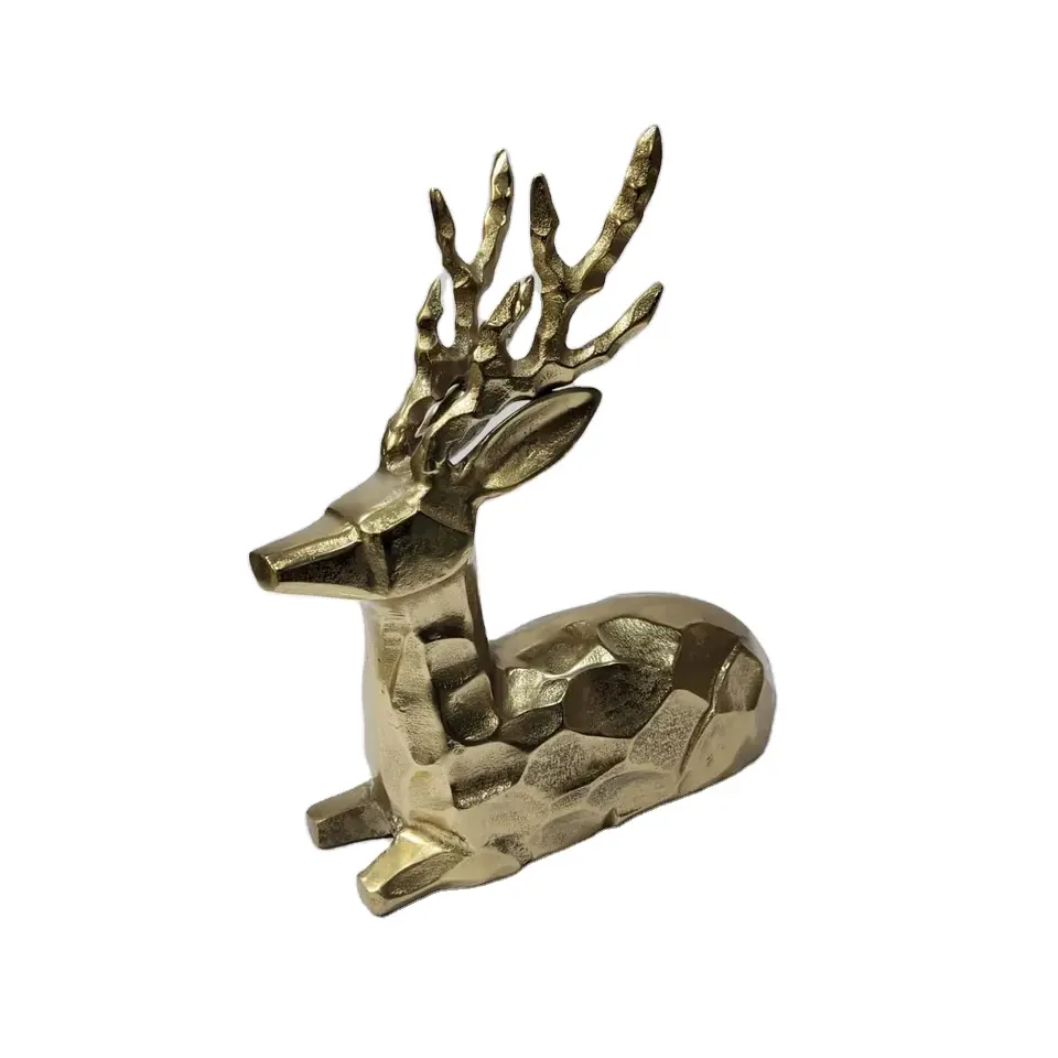 クリエイティブなクリスマスの装飾トナカイアルミニウム彫刻個性座っている立っている鹿動物の置物像テーブルトップ