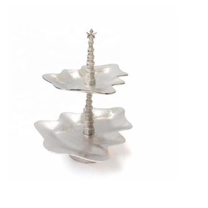 Plateau à deux étages en métal, assez durable pour un usage quotidien, mais aussi élégant pour les mariages, les anniversaires et les fêtes. - Product Image 6