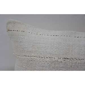 Oreiller de traversin lavable amovible et antidérapant en laine blanche brodée de style floral vintage Kantha 16x36 pouces tissé - Product Image 2