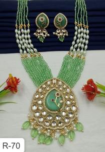 Multi-strand Green Brass Beaded Necklace Set Featuring Large Handcrafted <b>Kundan</b> Pendant for Anniversary Wedding Party - Product Image 3