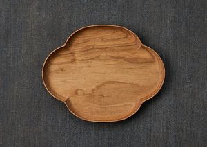 Plateau de service octogonal en bois de noyer avec poignées en laiton, plateau à fromage moderne de luxe en bois, plateau à collation - Product Image 5