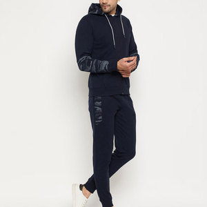 Tissu en polyester conçu article frais hommes survêtements de sport vêtements de plein air tissu Durable hommes survêtements de sport - Product Image 2