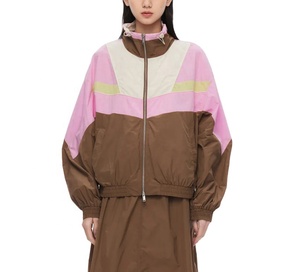 Chaquetas cortavientos con capucha hechas a medida para mujer tela de poliéster de nailon con cremallera transpirable para ropa de entrenamiento de invierno técnicas impresas - Product Image 1