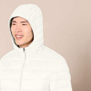 2025 Veste rembourrée à capuche légère et résistante à l'eau pour homme en polyester - Product Image 3