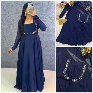 ชุดคุर्ตาผ้าไหมแท้สำหรับผู้หญิง สไตล์ลำลอง เหมาะสำหรับงานแต่งงาน งานดีวาลี งานพรอม ยาวคลุมเท้า ลายปักมือสวยงาม - Product Image 4