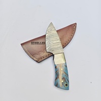 Cuchillo de Caza de Hoja Fija de Acero de Damasco Hecho a Mano, Mango de Piña, con Funda de Cuero Gratis