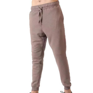 Chándal con Tela Premium para Hombre, Diseñado con un Estilo Moderno y el Mejor Ajuste - Product Image 2