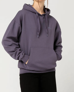 Sweat à capuche tricoté écologique pour femme en fibre naturelle pour les aventures en plein air d'hiver ou les besoins quotidiens de confort et de style - Product Image 4