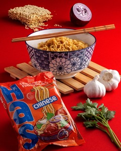 Has Instant <b>Noodles</b> Chinese Style Fried Wheat Flour 70g Ready in 3 Minutes Single Pack Box 12 Months Shelf Life - Product Image 2