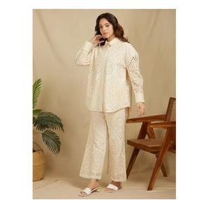 Nouvelle robe décontractée solide brodée beige de créateur personnalisée de haute qualité à la mode pour femmes à la fabrication en gros - Product Image 1