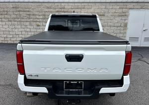 รถกระบะโตโยต้า ทาโคมา 4WD ปี 2025 รุ่น 2.4 สูบ เกียร์อัตโนมัติ ได้รับการรับรองแล้ว - Product Image 3