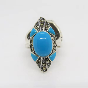 Anillo de turquesa y marcasita vintage en plata de ley 925, tamaño 9, joyería elegante hecha a mano con piedras preciosas naturales - Product Image 1