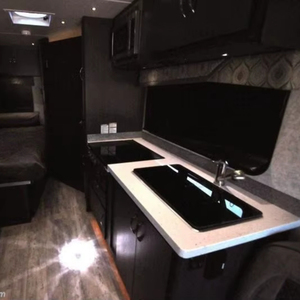 PROVEEDOR de Autocaravana Nueva Dyna Max Corp REV 24CB 2016 con Estación de Trabajo CLASE B+ - Product Image 5