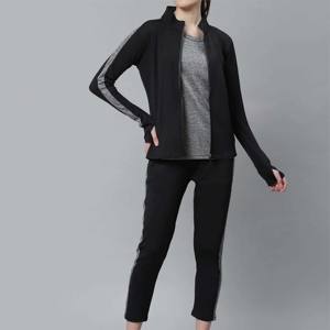 Survêtement à fermeture éclair deux pièces pour femmes, ensemble de vêtements de sport extensibles avec veste à fermeture éclair et pantalon de survêtement en tissu à séchage rapide pour la course à pied - Product Image 4