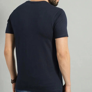 Camiseta Negra de Manga Corta para Hombre con Estampado de Fases Lunares, Cuello Redondo, Corte Regular Informal, 100% Algodón Jersey - Product Image 6