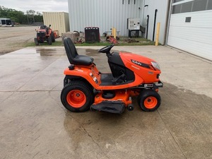 รถแทรกเตอร์ขนาดเล็ก2021 Kubota GR2120เครื่องตัดหญ้าที่ใช้ในสวนพร้อมส่วนประกอบหลักของมอเตอร์และแบริ่ง - Product Image 5