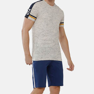 Shorts en coton décontractés pour hommes avec tissu doux et respirant conçu pour un port confortable toute la journée en été offrant une coupe décontractée - Product Image 5