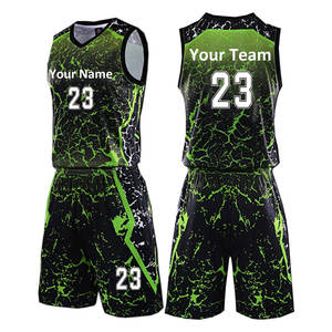 Uniformes de baloncesto de poliéster 100% personalizados nuevo conjunto transpirable de verano con diseño impreso hecho en Pakistán - Product Image 1