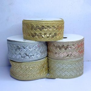 Encajes de Tela Brocada Bordada Floral Premium Hechos a Medida (100% Cachemira) para Vestidos, Saris, Ropa de Novia, Bordes Decorativos - Product Image 5