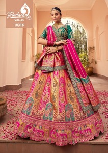 Lehenga Choli de Diseño de Lujo Neeta Creation, Bordado Moderno, Cuello Redondo, Largo hasta el Suelo, Estilo Princesa Banarasi, Silueta Ajustada - Product Image 4