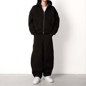 Cómodo chándal holgado para hombre, Traje de dos piezas de tela de sudor suave para gimnasio, entrenamiento para correr y moda callejera moderna - Product Image 4