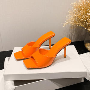 Nouvelles chaussures Mary Jane de style français printemps-été, ballerines rétro britanniques à semelle épaisse en cuir, chaussures à talons hauts élégantes et cool - Product Image 4