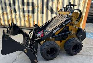 Minicargadora Skid Steer Rover WB823 al por Mayor con Peso Operativo de 1.1 T, Equipada con Motor y Caja de Cambios Yanmar - Product Image 3