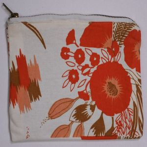 Pochette cosmétique en toile de coton 100% naturel, sac à cosmétiques tendance, logo personnalisé imprimé, fermeture éclair dorée recyclée, sacs cadeaux respirants pour maquillage - Product Image 5
