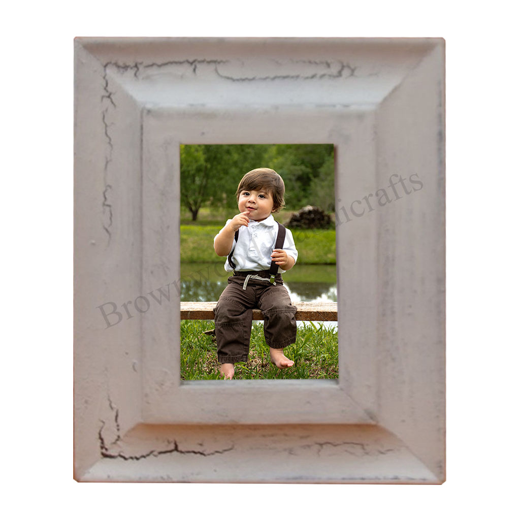 สีขาวเรียบง่าย