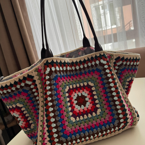 Grand sac fourre-tout fait main - Artisanat de luxe, sac à bandoulière bohème surdimensionné pour les voyages et le style quotidien NF - Product Image 2