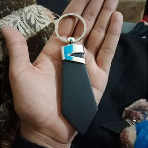 Porte-clés de haute qualité, écologique, avec sangle en métal et en cuir, organisateur de clés intelligent pour une utilisation en poche - Product Image 1