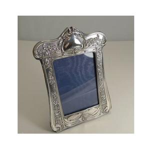 Marcos de Espejo de Aleación de Aluminio Finamente Elaborados que Añaden Resistencia y Claridad, Estilo Contemporáneo, Arte de Pared, Fotos, Color y Tamaño Personalizables - Product Image 3