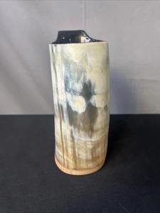 Taza de cuerno natural inspirada en los vikingos Diseño medieval de lujo con agarre perfecto para cerveza a la venta - Product Image 2