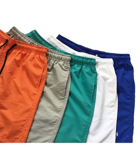 Pantalones Cortos de Hombre Hechos a Medida, Estilo Urbano, Cintura Media, Algodón, Diseño Sólido, Ecológicos, Transpirables, en Nuevos Colores, Hechos en Pakistán - Product Image 4