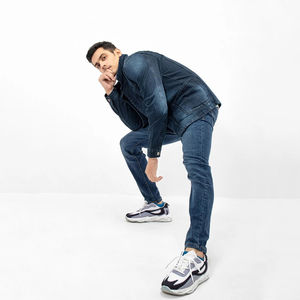 Chaqueta Vaquera Casual Personalizada para Hombre, Color Azul Claro, 2 Bolsillos en el Pecho, Nuevo Diseño, Material de Alta Calidad para Invierno, Estilo Urbano - Product Image 2