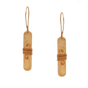 Boucles d'oreilles en laiton plaqué or 18 carats faites à la main Nouvelle arrivée Bijoux à la mode de qualité supérieure à un prix raisonnable pour les fêtes et les cadeaux - Product Image 4