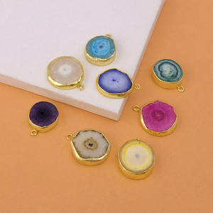 Conectores de encantos de fianza individuales chapados en oro de piedras preciosas de cuarzo solares hechos a mano para pendientes y fabricación de joyas - Product Image 5