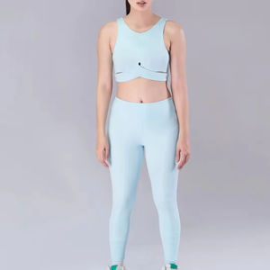 Ensemble de yoga décontracté en toile de qualité supérieure pour femmes, 2 pièces, respirant, séchage rapide, taille et couleur personnalisées, vente en gros - Product Image 5