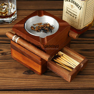 Cenicero de madera Premium Tradebyd, Cenicero de madera tallada, soporte duradero de estilo ecológico hecho a mano para fumadores y decoración - Product Image 1