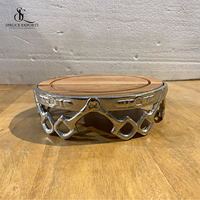 Plateau de service rond équestre en métal en bois fabriqué à la main avec support à mors en métal en aluminium parfait pour les idées cadeaux des amoureux des chevaux
