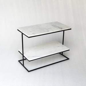 Support à gâteau en marbre sophistiqué de marque privée, parfait pour les tables de desserts de mariage de luxe et les vitrines à gâteaux - Product Image 1